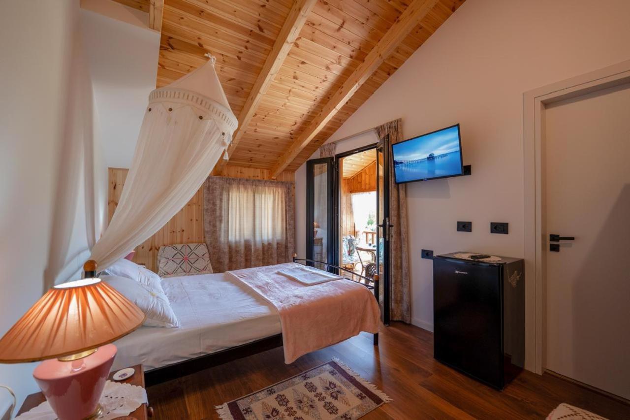 Hotel Shena The Farm Boutique à Mesopotam Extérieur photo